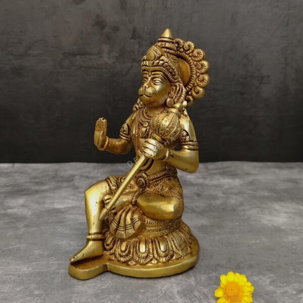 Brass hanuman idol / murti height 8 inches