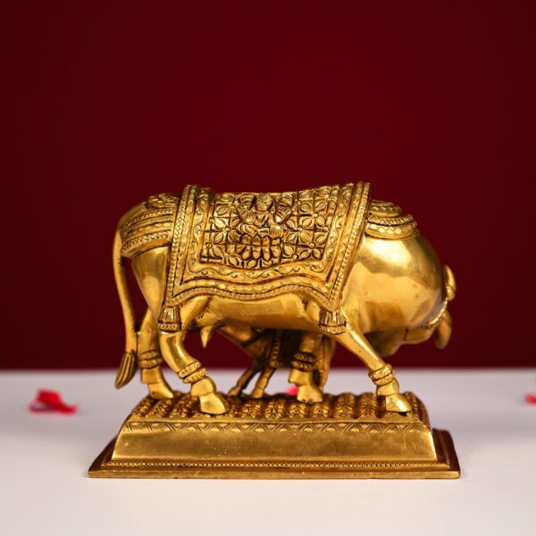 Brass cow and calf / kamdhenu height 5.5 inch