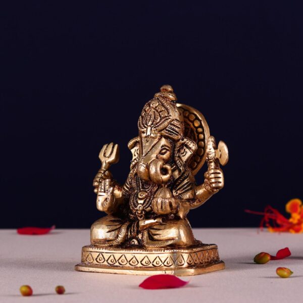 brass dagdu ganesh idol 4 inch