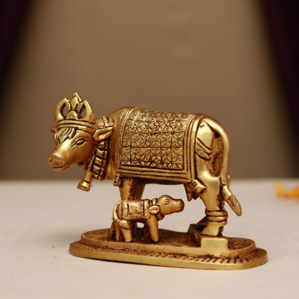 Brass kamdhenu / cow idol height 4 inches