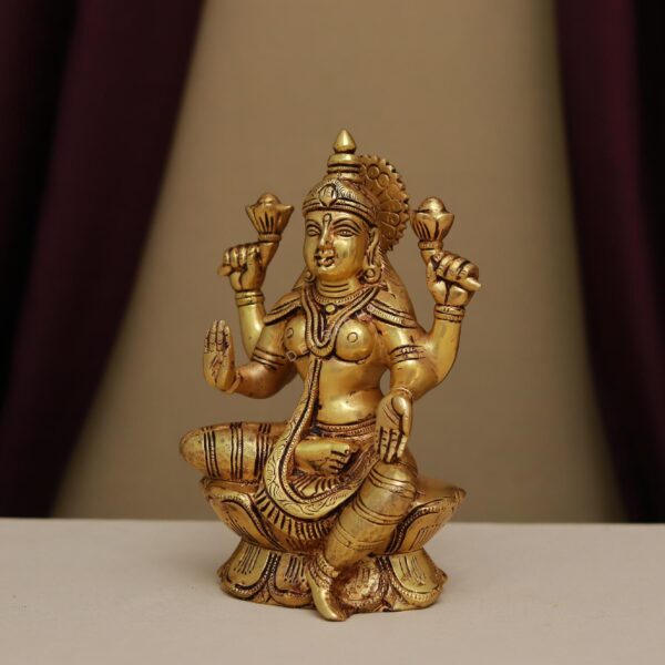 brass goddess lakshmi idol height 8 inches
