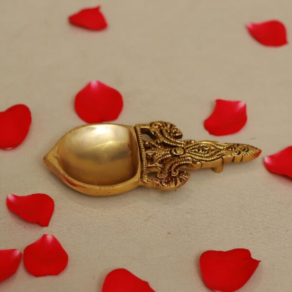 brass hawan diya / ghee spoon 5.8 inches