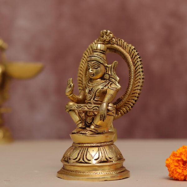 Brass lord ayyappa/ayyappan idol height 7 inches