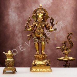 Brass super fine standing ganesh idol (26 inch)