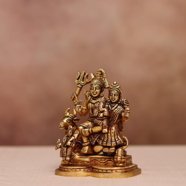 Brass shiva family murti height 4.6 inches