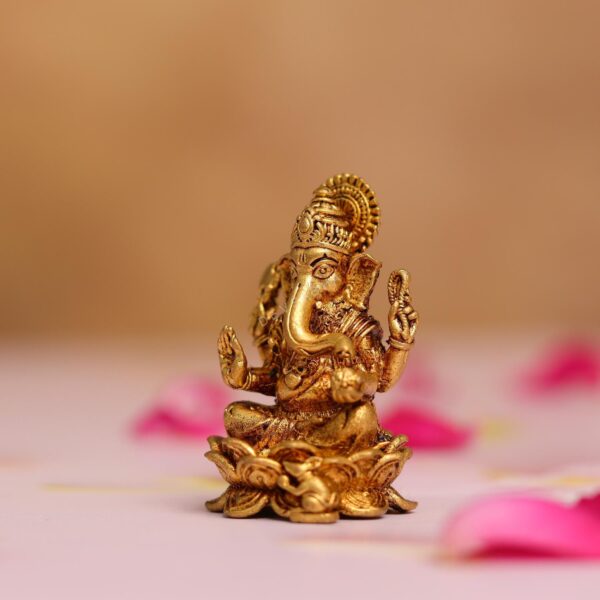 brass ganesha murti height 4 cm