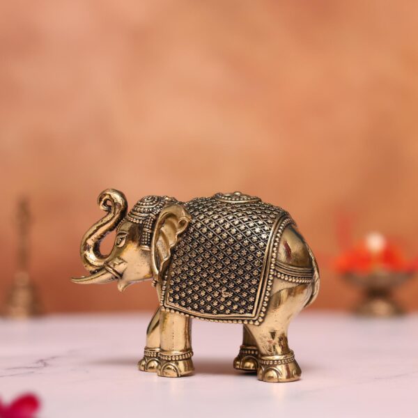 Small Antique Brass Elephant – 3 Inch Handcrafted Decorative Statue