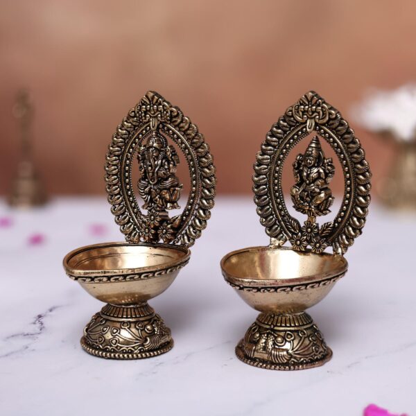 Brass ganesh laxmi diya set height 4.5 inches