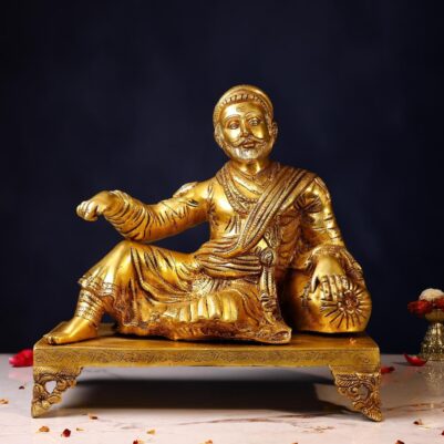 Brass Chhatrapati Shivaji Sitting on Sofa – 14.5 Inches