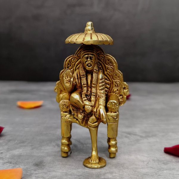 brass sai baba idol with umbrella height 4 inch