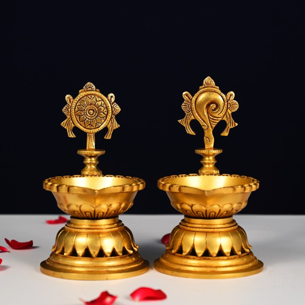 super fine brass sankha chakra diya set height 7 inch