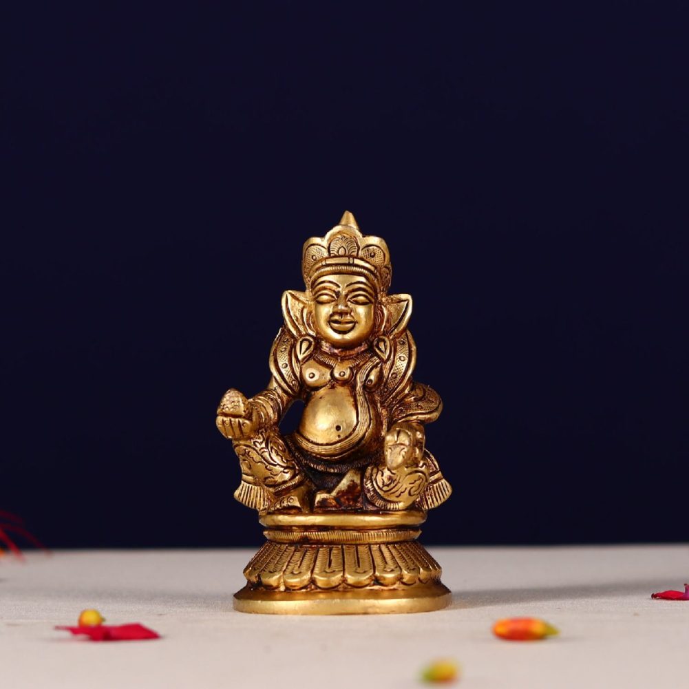 brass kuber statue height 4.2 inch